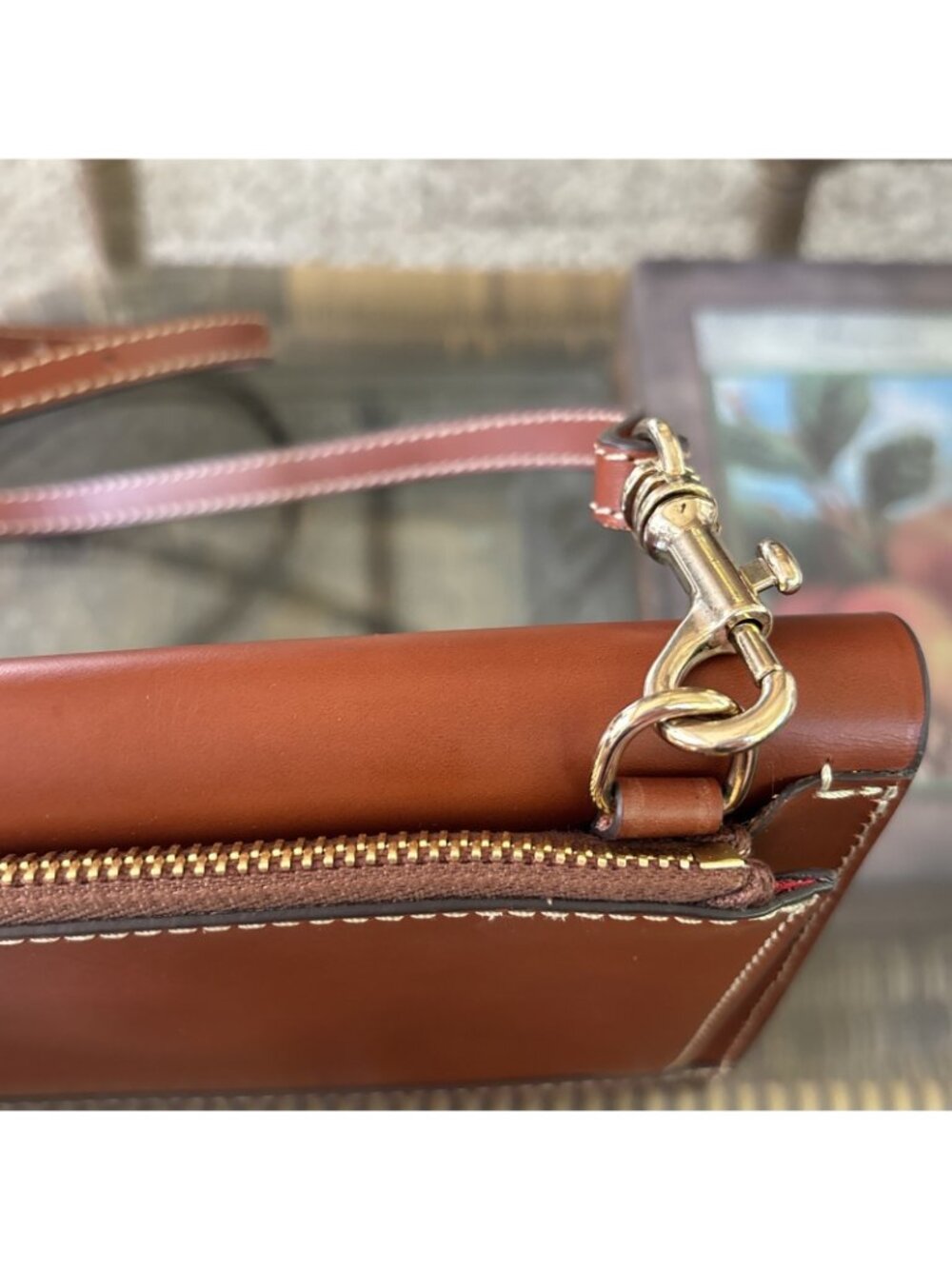 Dooney & Bourke Alto Benedetta Crossbag Premium Italian Leather - Picture 7 of 13